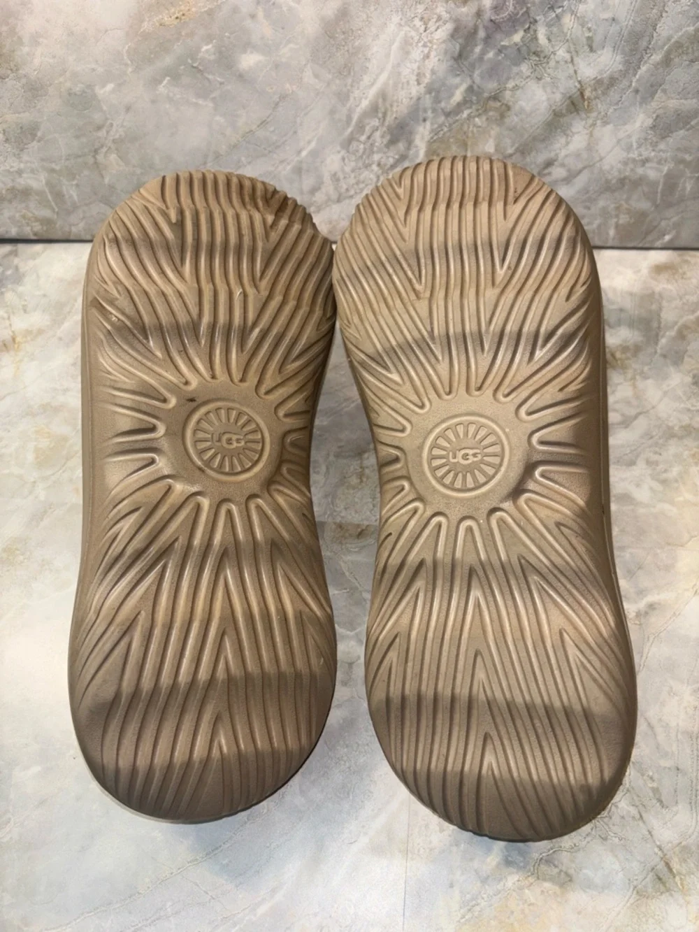 UGG Stone Beige slide it molded slip on